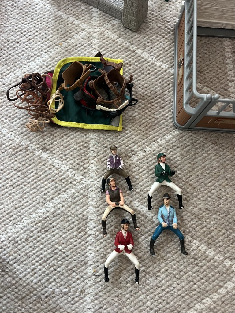 Schleich Reitstall mit viel Zubehör