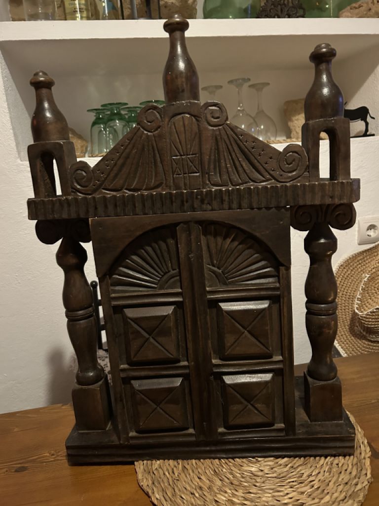 Caja de llaves / armario pequeño