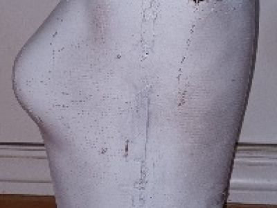 Tailor's mannequin female bust