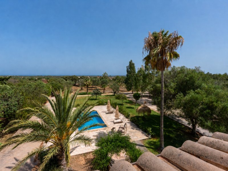 Schöne Ferienfinca mit Pool und AC bei Porto Colom -- F 195 FZ
