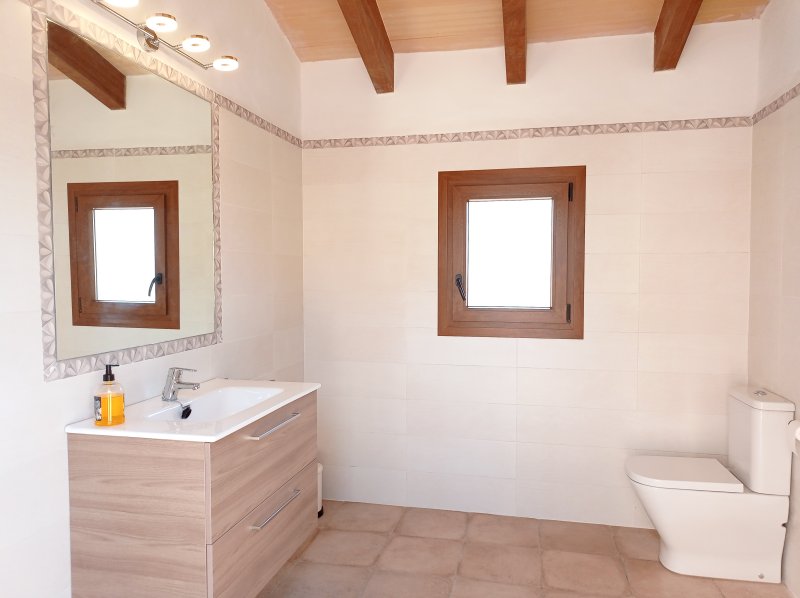 Schöne Ferienfinca mit Pool und AC bei Porto Colom -- F 195 FZ