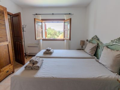 Schöne Ferienfinca mit Pool und AC bei Porto Colom -- F 195 FZ