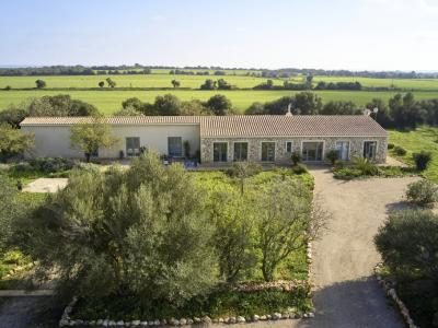 Schöne neu gestaltete Finca zum Verkauf in Campos, in der Nähe des Strandes von Es Trenc