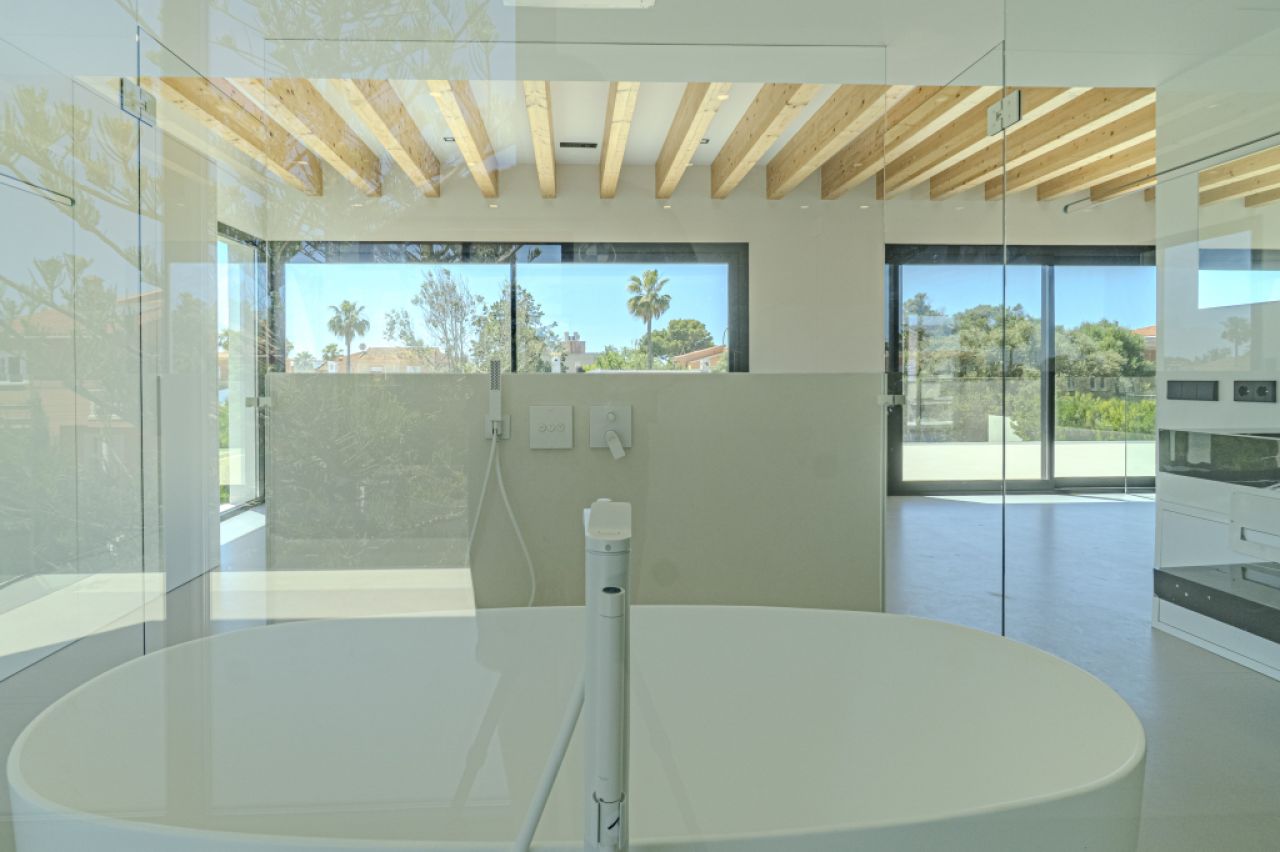 Beautiful villa for sale in Bahia Grande of new construction