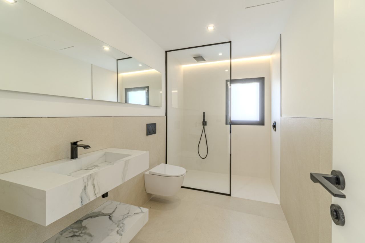 Beautiful villa for sale in Bahia Grande of new construction