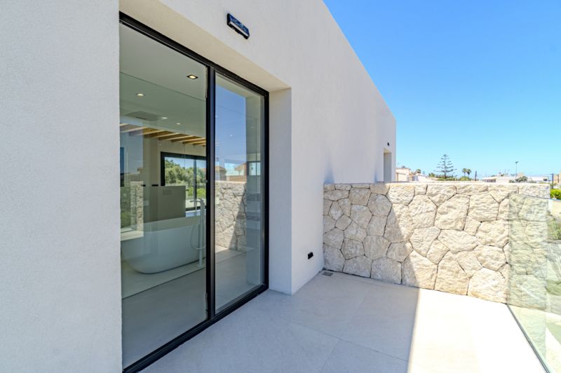 Beautiful villa for sale in Bahia Grande of new construction