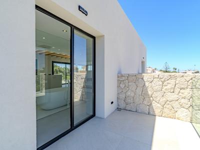 Beautiful villa for sale in Bahia Grande of new construction