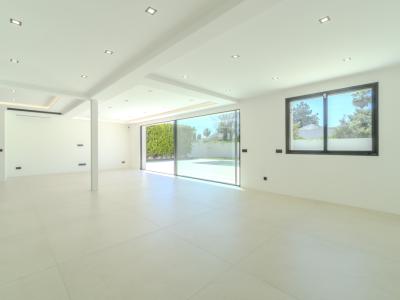 Beautiful villa for sale in Bahia Grande of new construction