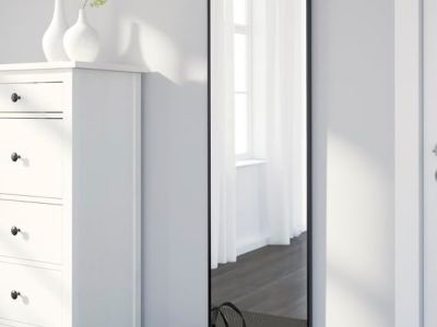 schöner Ikea Standspiegel wie NEU