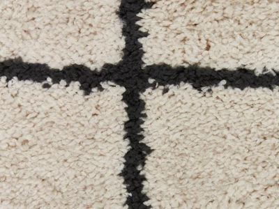 schöner Teppich von Jysk  beige/ weiß schwarz  160 x 230 Hochflausch JYSK