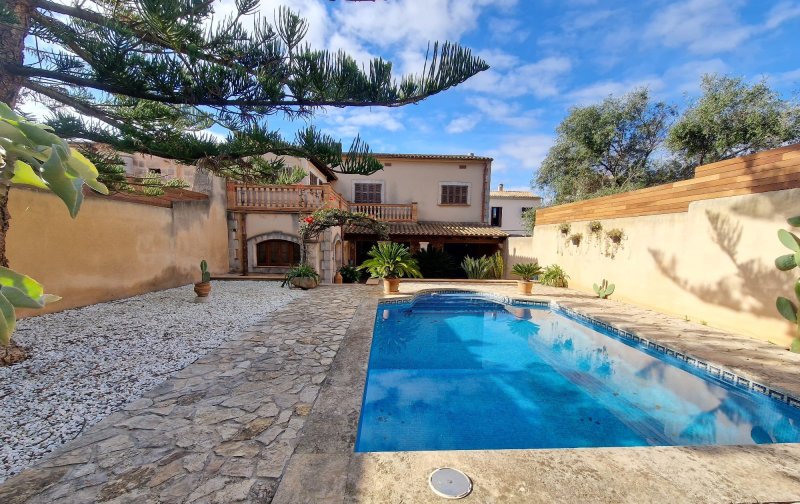 Se alquila hermoso chalet en Manacor