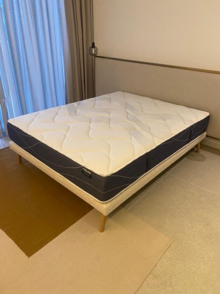 Schönes neues Bett | Maße 1,50 m x 1,90 m | Abholung in Santa Ponsa