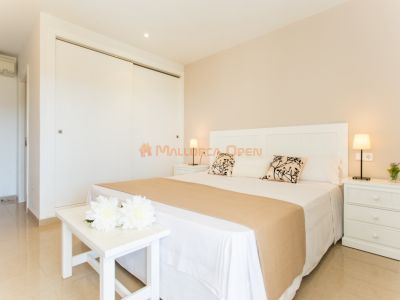 Schönes Reihenhaus in Cala Mandia zu vermieten.