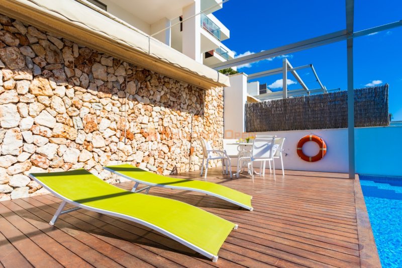 Schönes Reihenhaus in Cala Mandia zu vermieten.