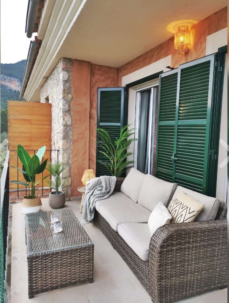 Schönes,ruhiges Reihenhaus mit Garten&Balkon in Es Capdella