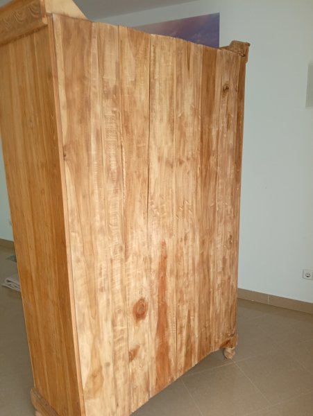 Schrank
