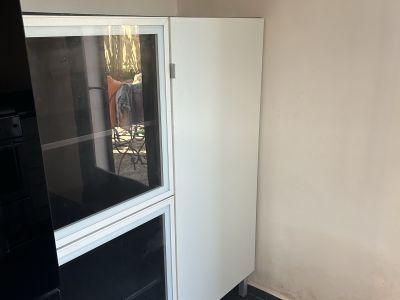 Schrank für Geschirr und Gläser Schwarz / Weiß / Glas