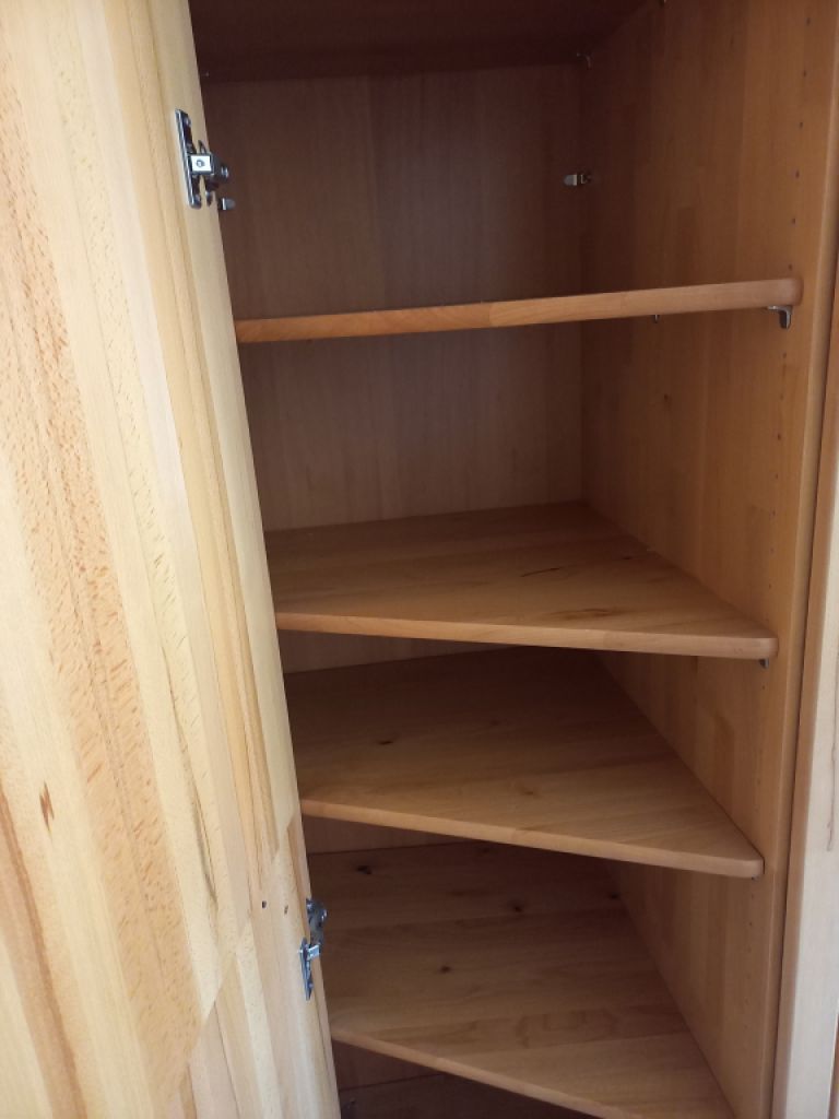 Schrank Vollholz Design 2,05 m breit, 2,23 hoch