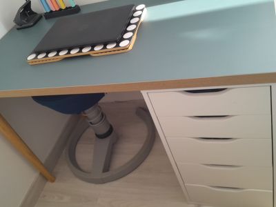 Schreibtisch 120x60 cm