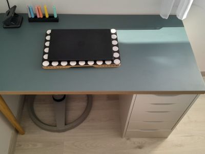 Schreibtisch 120x60 cm