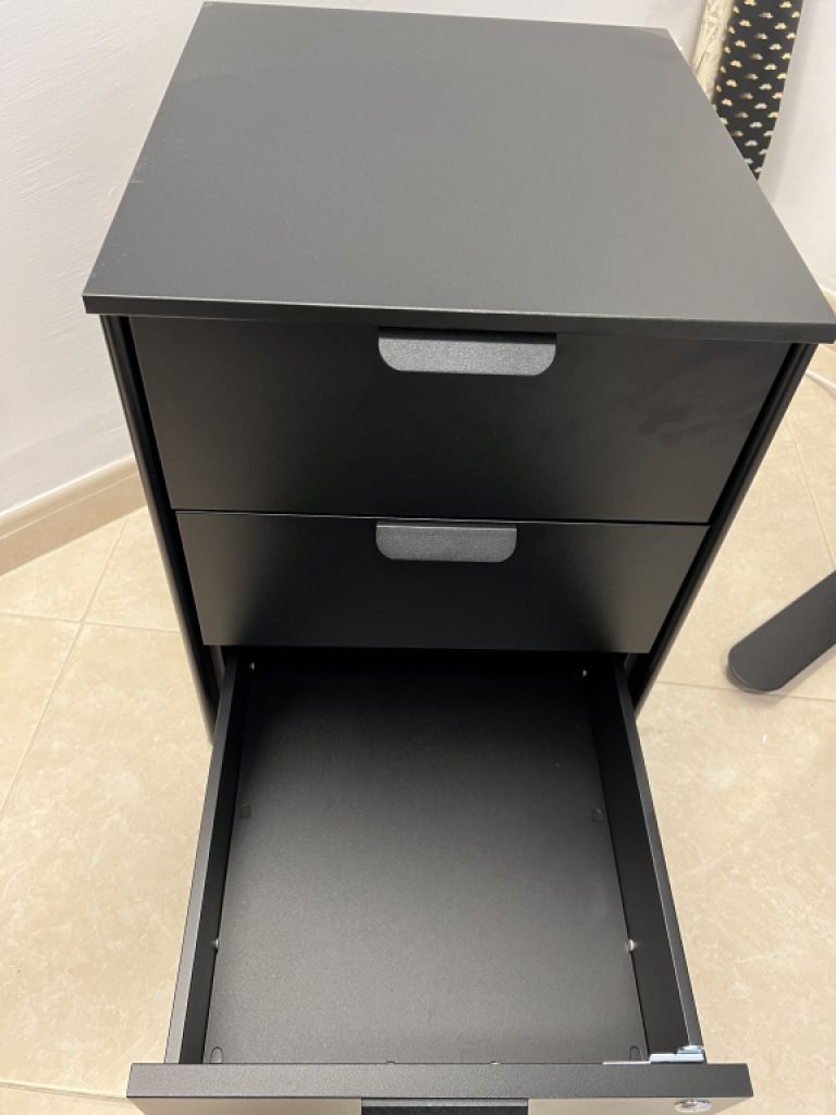 Desk and mobile pedestal