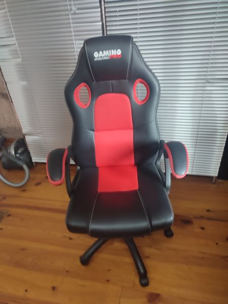 Desk chair