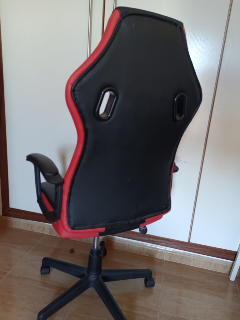 Desk chair