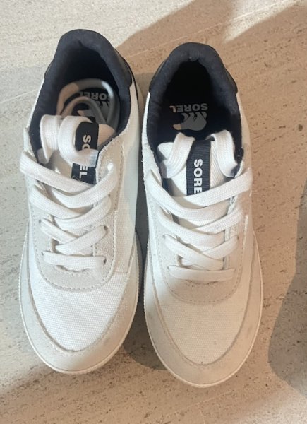 Schuhpaket  5 Paar Damenschuhe, Gr. 37  Tommy Hilfiger, Sorel, Tamaris u.a. neu oder neuwertig
