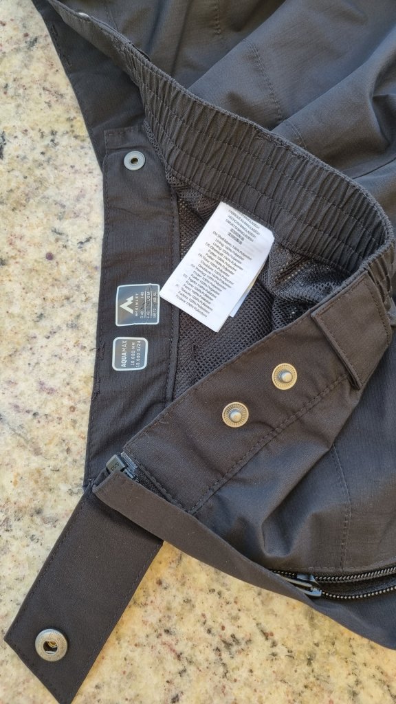 Schwarze Regenhose Gr. 40 - NEU