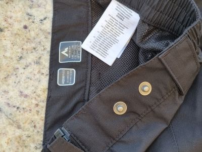 Schwarze Regenhose Gr. 40 - NEU