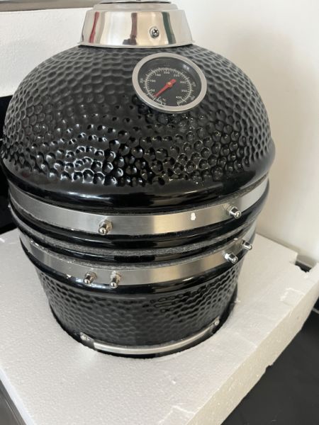 Kamado de cerámica negro 2-in-1 ahumador con parrilla de carbón 56 cm
