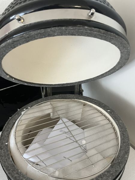 Kamado de cerámica negro 2-in-1 ahumador con parrilla de carbón 56 cm