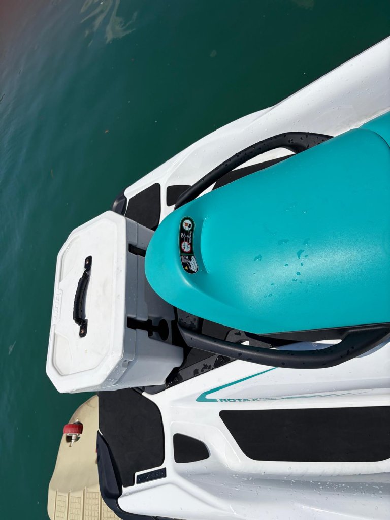 Sea-Doo GTX Pro 130  Baujahr 2024  Nur 25 Betriebsstunden  Puerto Portals