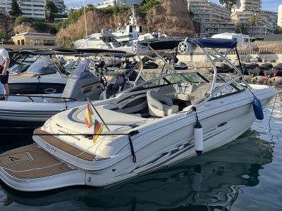Sea Ray 240 Select. Bereit zum Auslaufen