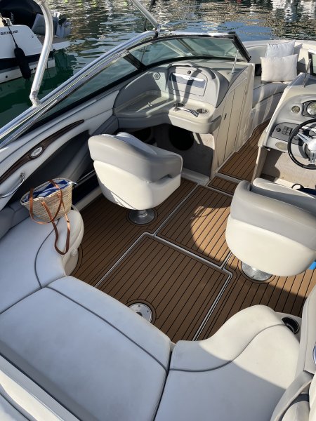 Sea Ray 240 Select. Bereit zum Auslaufen