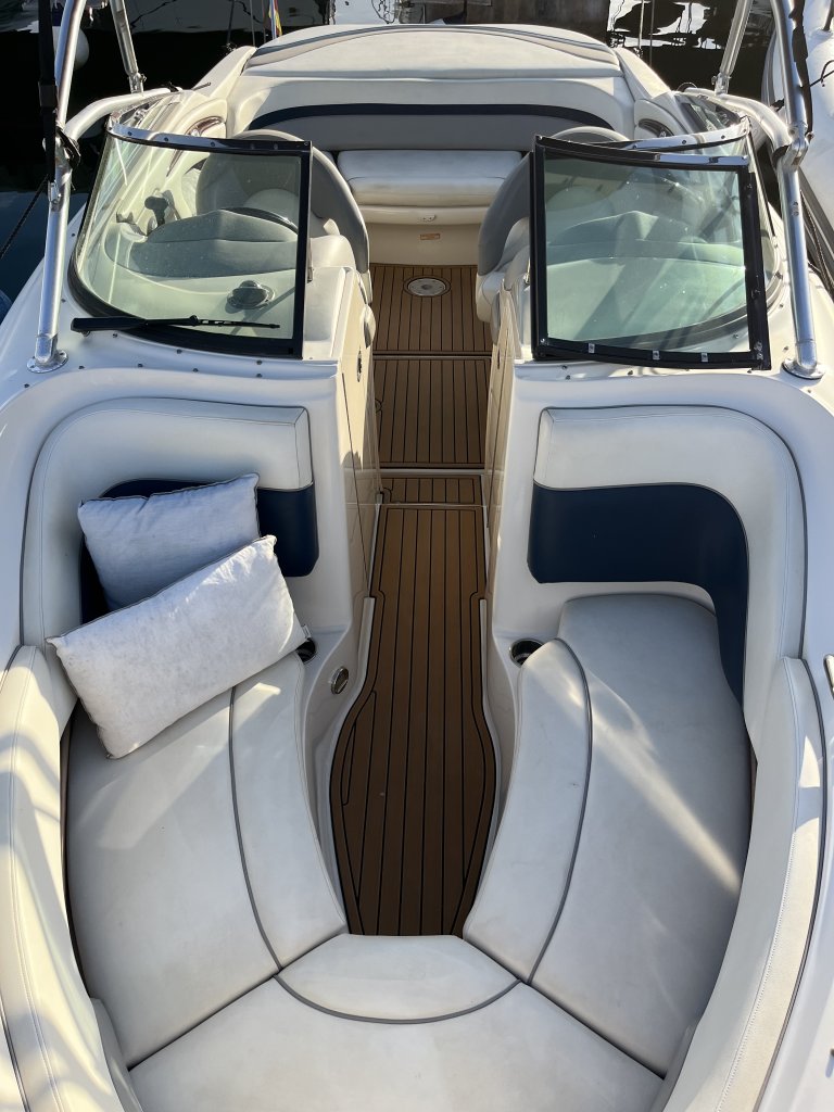Sea Ray 240 Select. Bereit zum Auslaufen