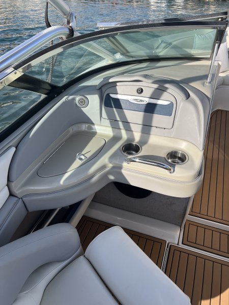 Sea Ray 240 Select. Bereit zum Auslaufen