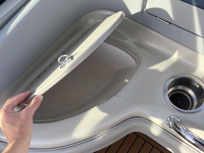 Sea Ray 240 Select. Bereit zum Auslaufen
