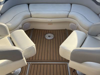 Sea Ray 240 Select. Bereit zum Auslaufen