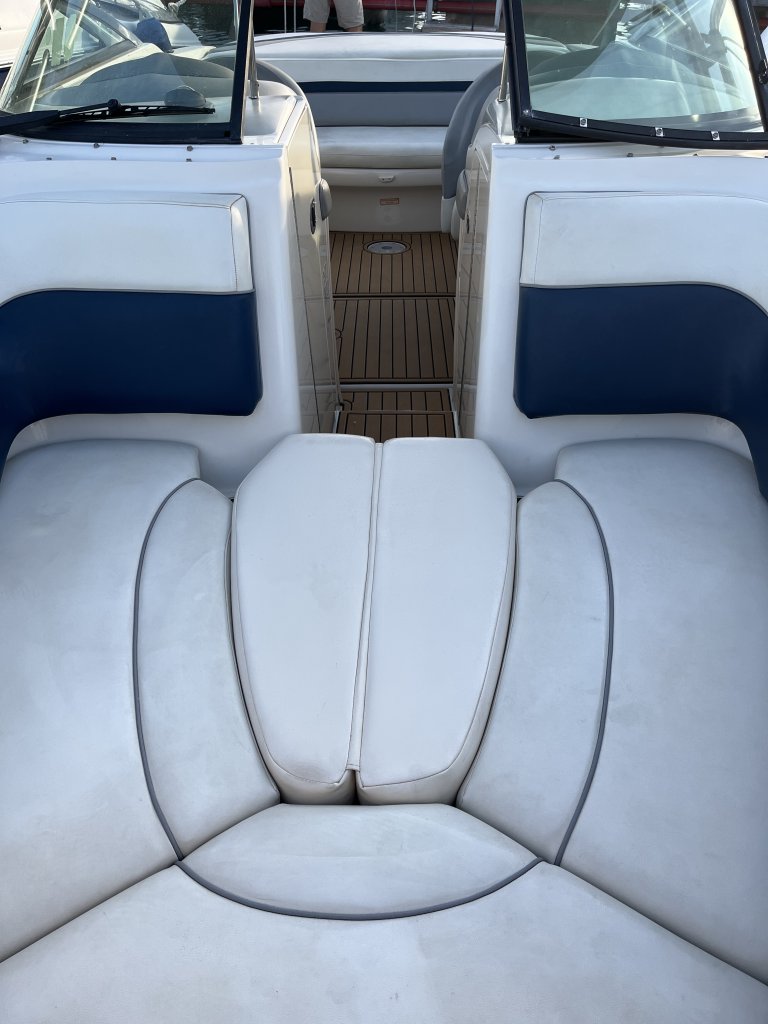 Sea Ray 240 Select. Bereit zum Auslaufen