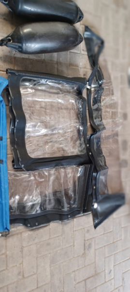 SeaRay 190 SPX Black Beauty