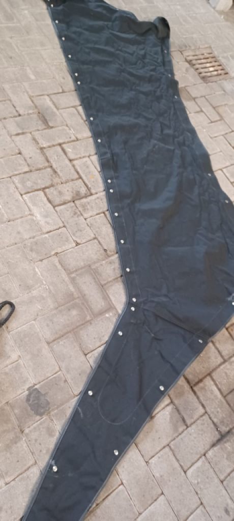 SeaRay 190 SPX Black Beauty