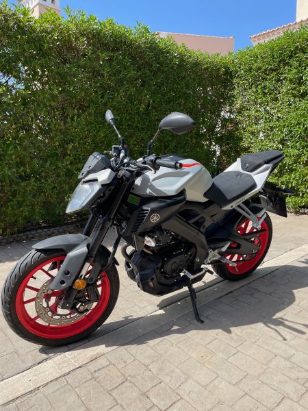 Sehr schönes Einsteigermotorrad mit ABS Yamaha MT125 in Santa Ponsa