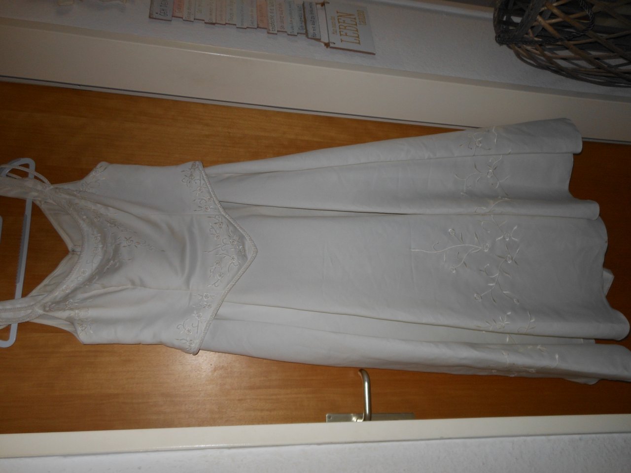 sehr schönes Hochzeitskleid Gr., 44  Fb. creme...mit Tasche Handschuhen