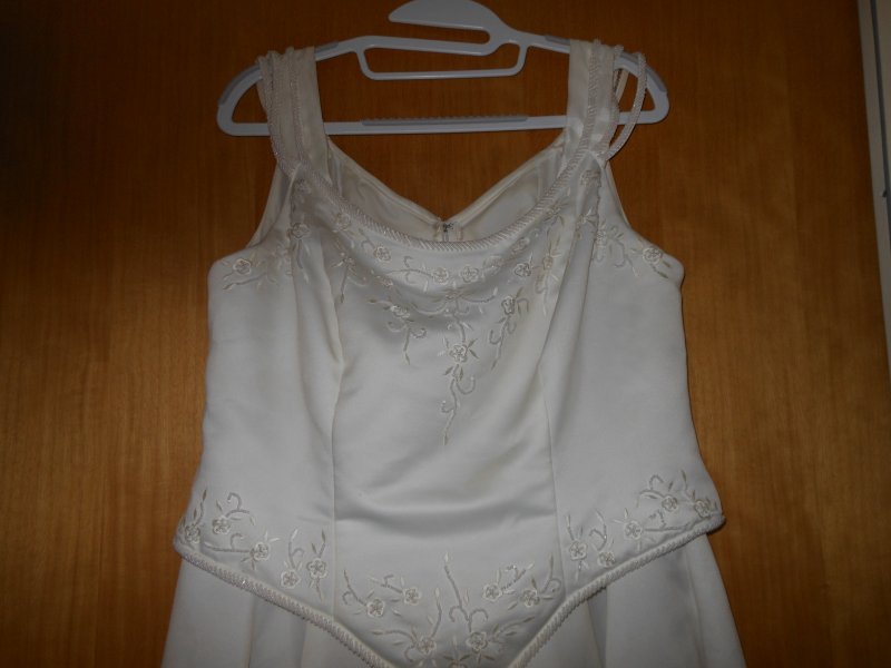 sehr schönes Hochzeitskleid Gr., 44  Fb. creme...mit Tasche Handschuhen