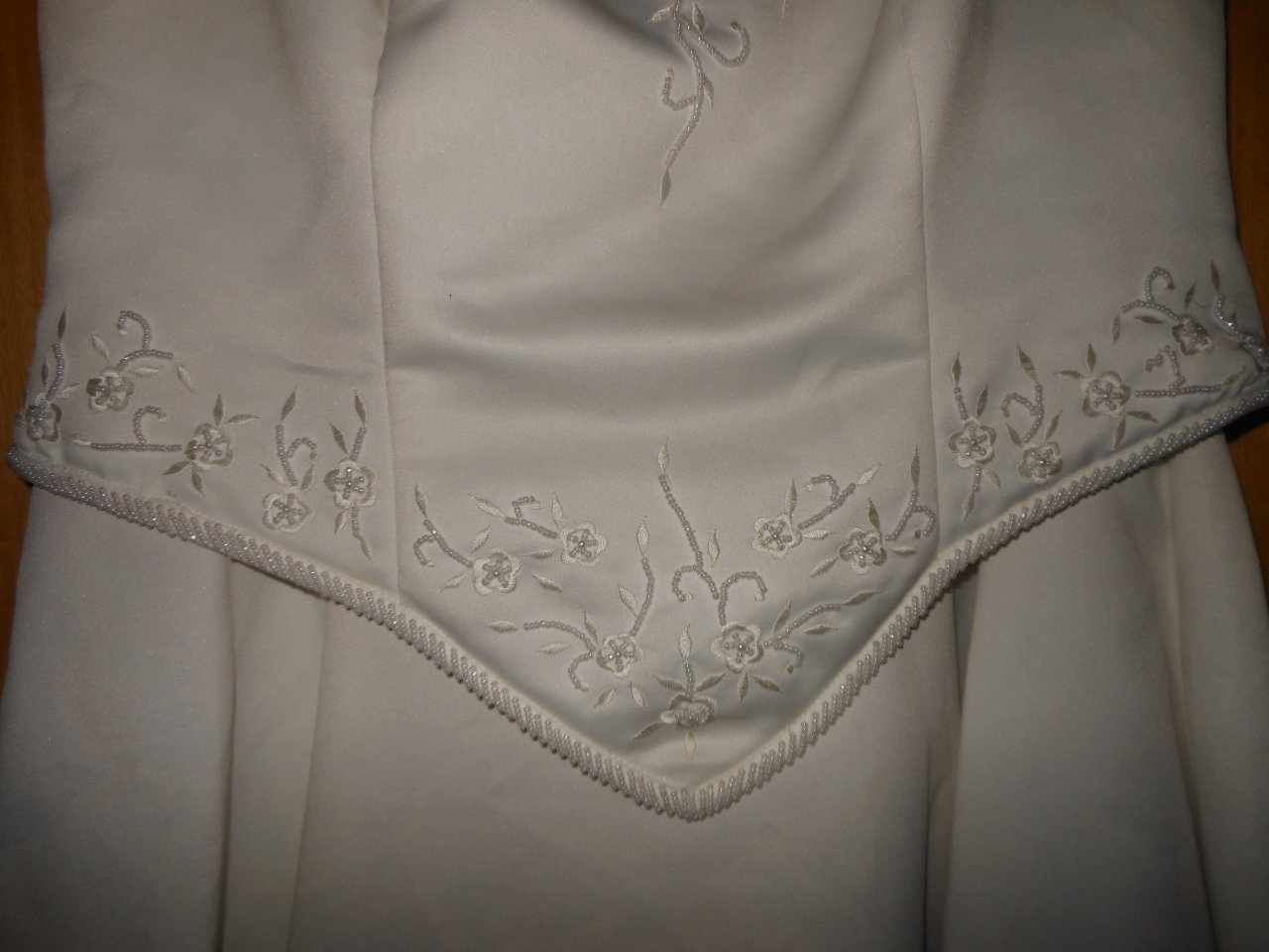 sehr schönes Hochzeitskleid Gr., 44  Fb. creme...mit Tasche Handschuhen
