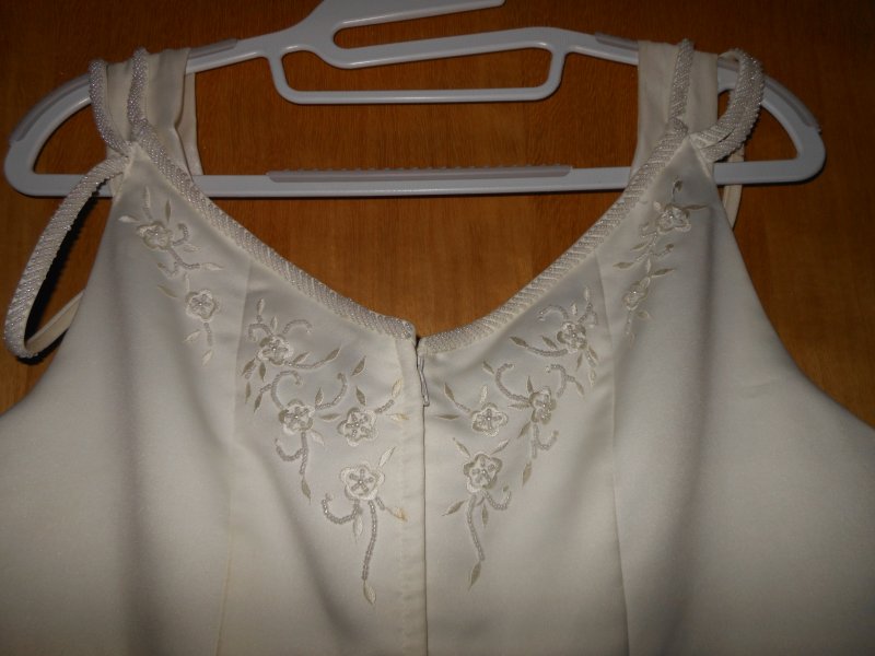 sehr schönes Hochzeitskleid Gr., 44  Fb. creme...mit Tasche Handschuhen