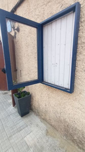 Vitrina diseñada por uno mismo con iluminación interior