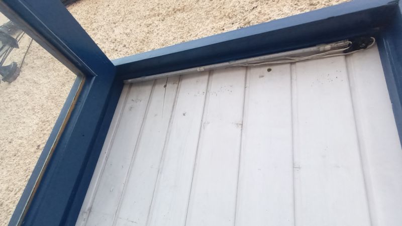 Vitrina diseñada por uno mismo con iluminación interior