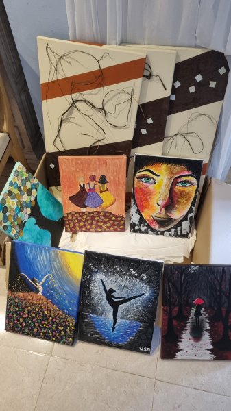 Selbstgemalte Acrylbilder auf Keilrahmen